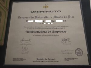 CONSEGUIR TITULOS UNIVERSITARIOS REGISTRADOS